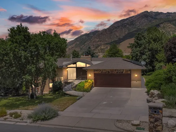 3633 E Country Hollow Dr, Cottonwood Heights, UT 84121