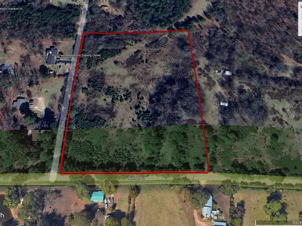 Hilltop Rd, Bryant, AR 72022