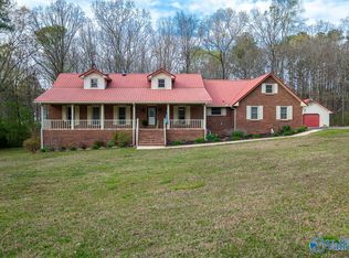 19 Ramblewood Private Dr, Hartselle, AL 35640
