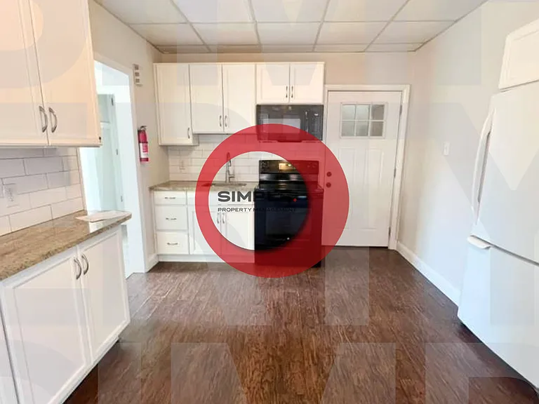 259 Chestnut St — Photo 3