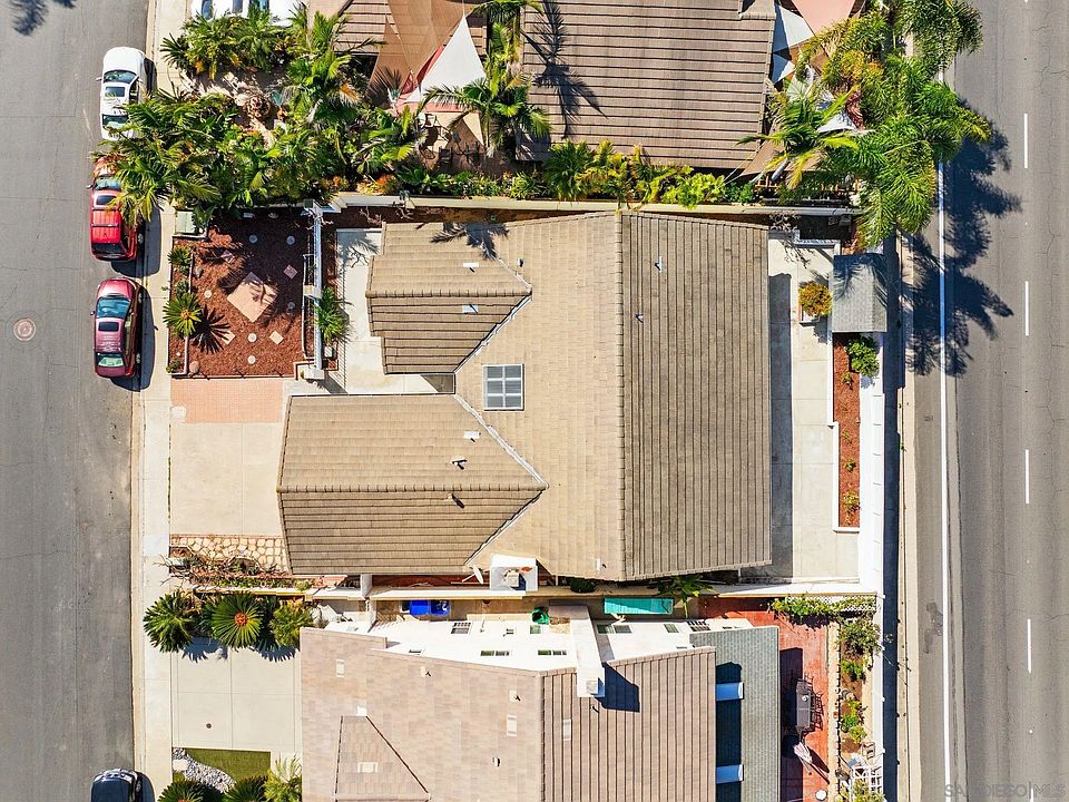 1st image of 7774 Gaston Dr