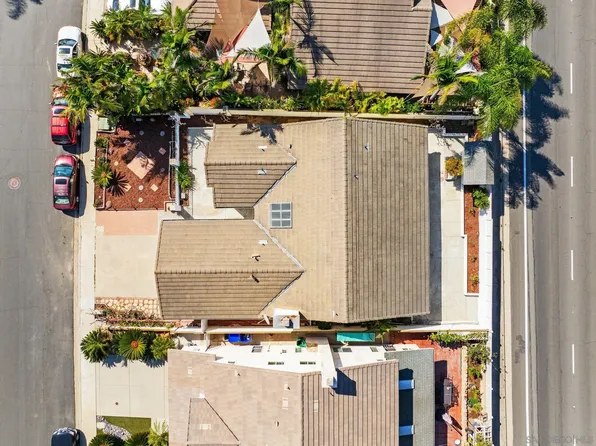 7774 Gaston Dr, San Diego, CA 92126