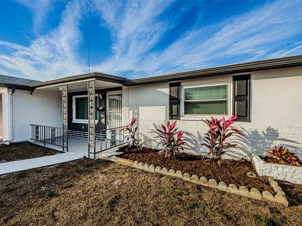 3241 Primrose Dr, Holiday, FL 34691