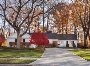 20705 Germantown Dr, Fairview Park, OH