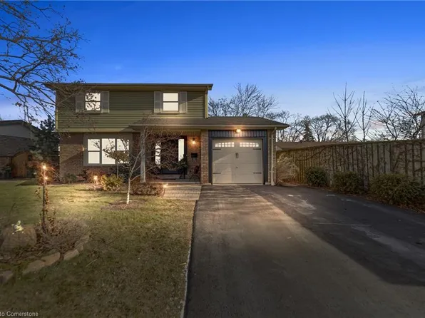 673 Inverary Rd, Burlington, ON L7L 2L8