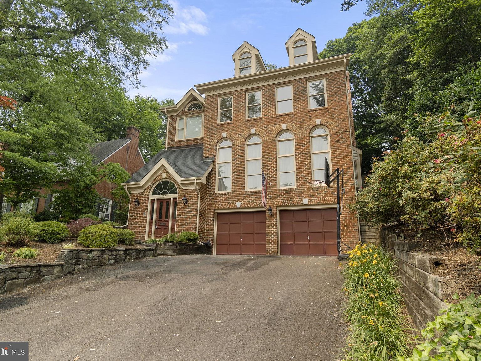 207 W Glendale Ave, Alexandria, VA 22301 MLS VAAX2024492 Zillow