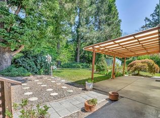 4936 Londonberry Dr, Santa Rosa, CA 95403