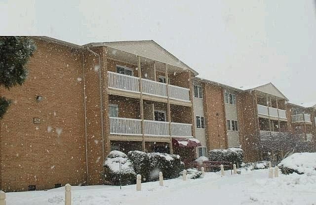 1st image of 910 Beau Dr Unit 105