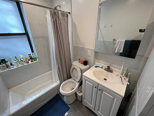 Rented by CNYC Apartments | media 27