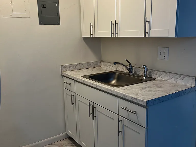 950 25th St NW #408S — Photo 6