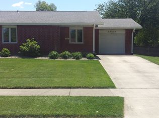 2502 Lemont Dr, Springfield, IL 62704