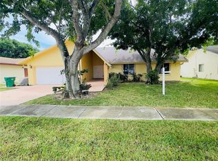 7160 NW 46th Ct, Lauderhill, FL 33319