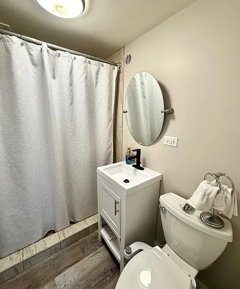 5519 N Neenah Ave — Photo 11