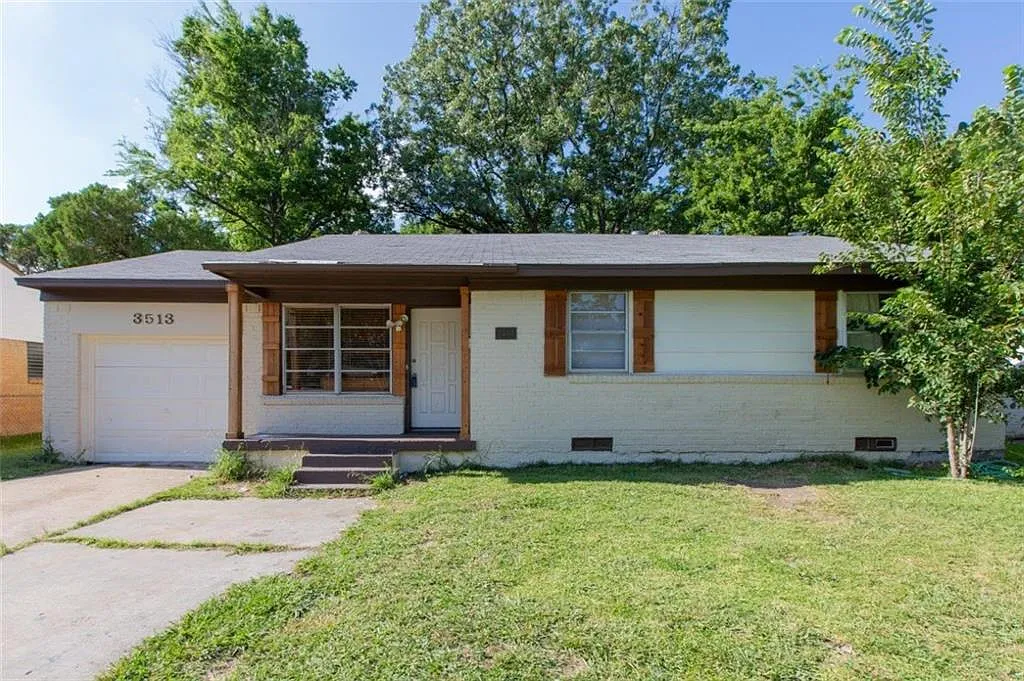 3513 Sidney Dr photo 1
