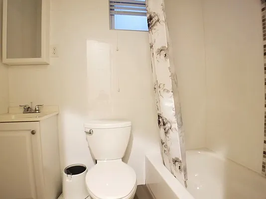 Rented by Sunshine Management Group, LLC | media 5