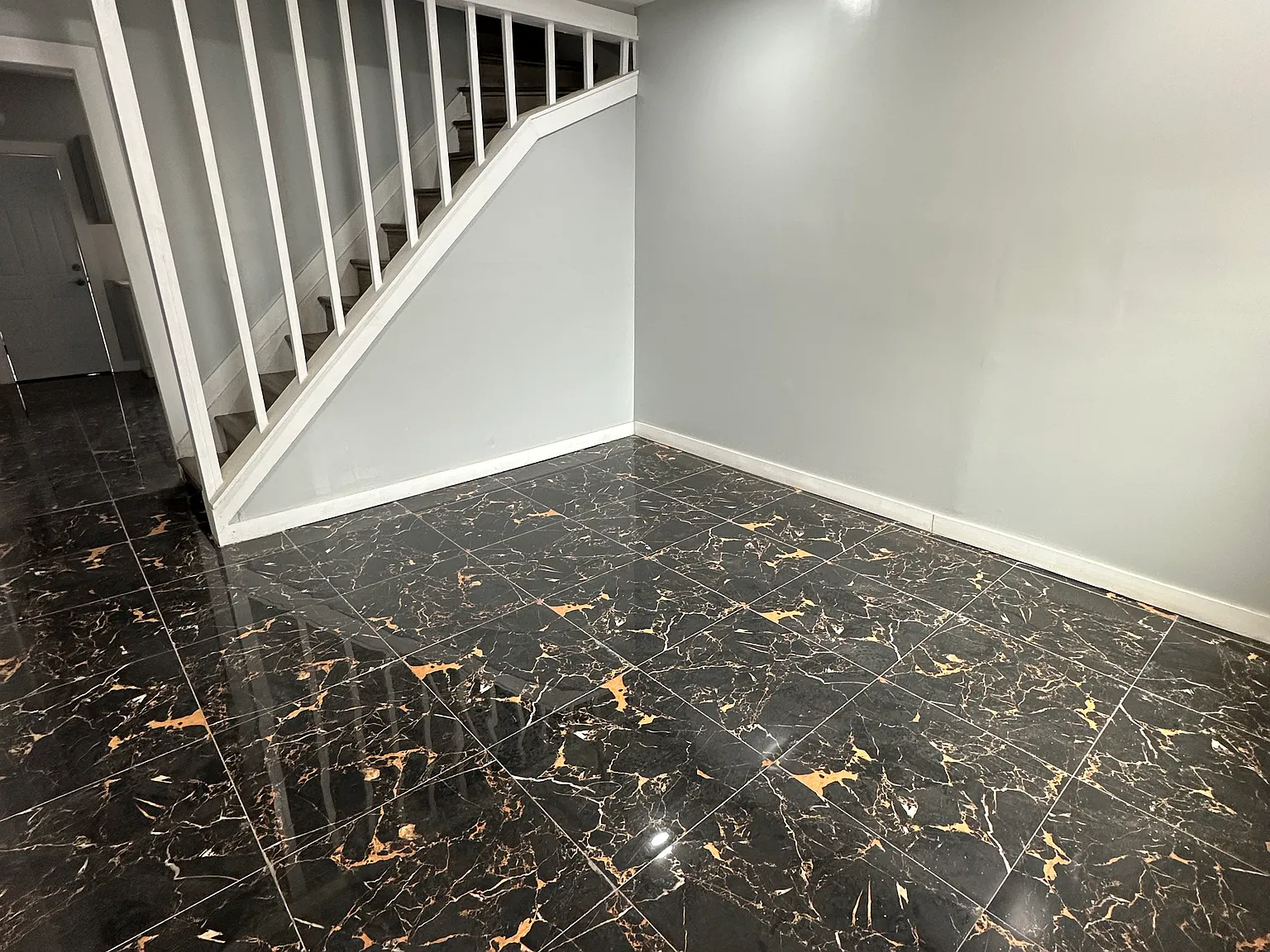 4 bed, 1.5 bath, $3,300 — Photo 4