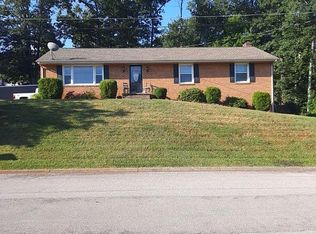 104 Sawyer Dr, Salem, VA 24153