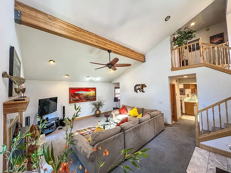 920 Tanglewood Dr — Photo 8