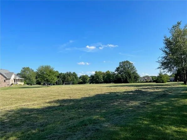 7635 Knapp Rd, Indianapolis, IN 46259