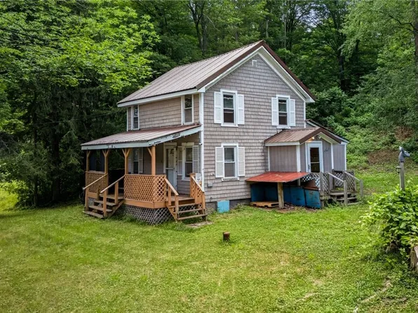 59821 State Highway 30, Roxbury, NY 12474