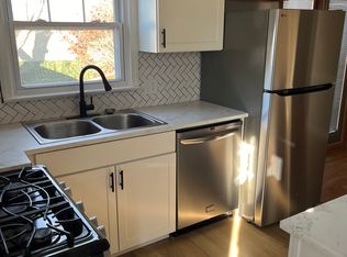 2876 10th St, Cuyahoga Falls, OH 44221