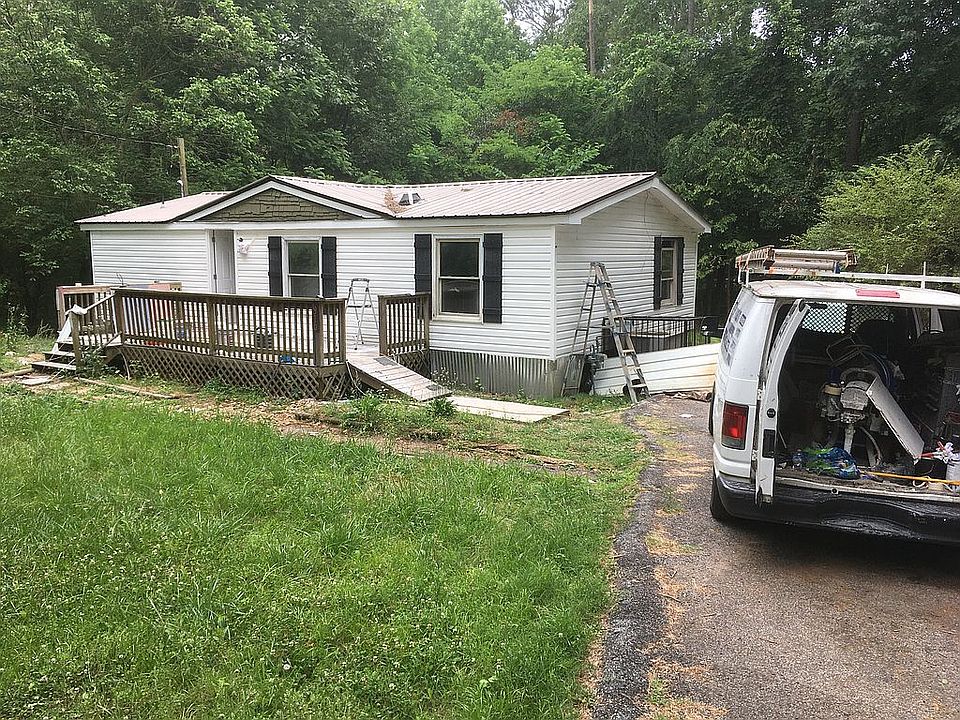 2nd image of 6210 Lee Ln