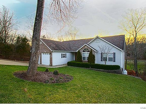 3rd image of 9647 Moonshine Dr