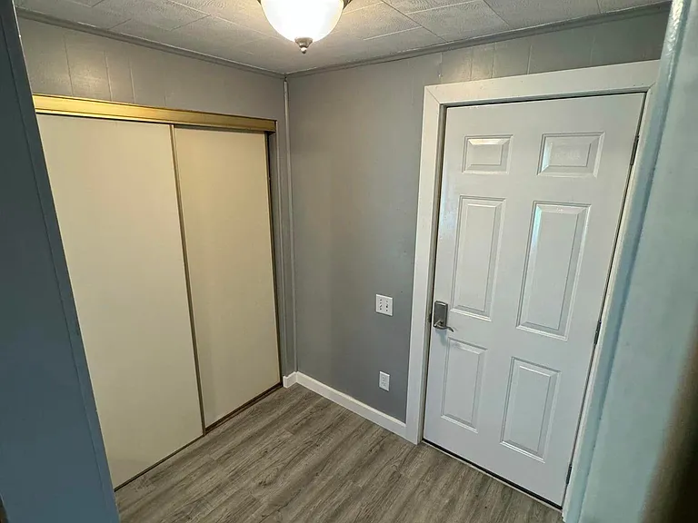 204 N Meyers Ave — Photo 5