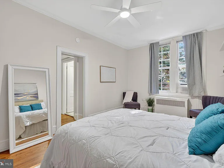 3039 Macomb St NW #16 — Photo 13