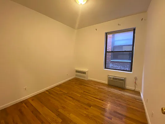 Rented by Bond New York | media 19