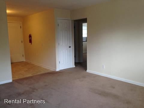 3rd image of 3365 Drew St APT 4
