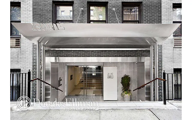 Sold by Douglas Elliman | media 27