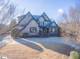 2 London Ct, Greer, SC 29650