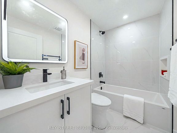 5th image of 1121 Bay St #805