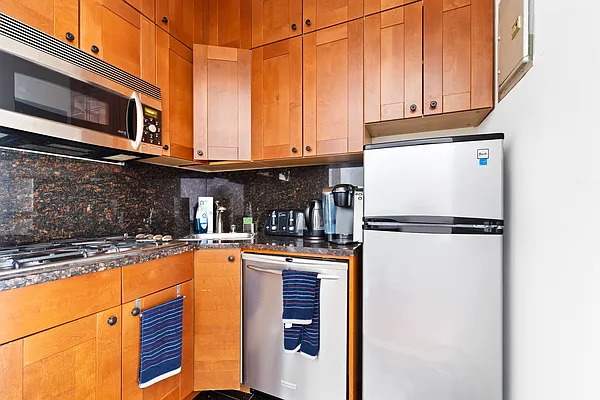 Rented by Corcoran | media 9