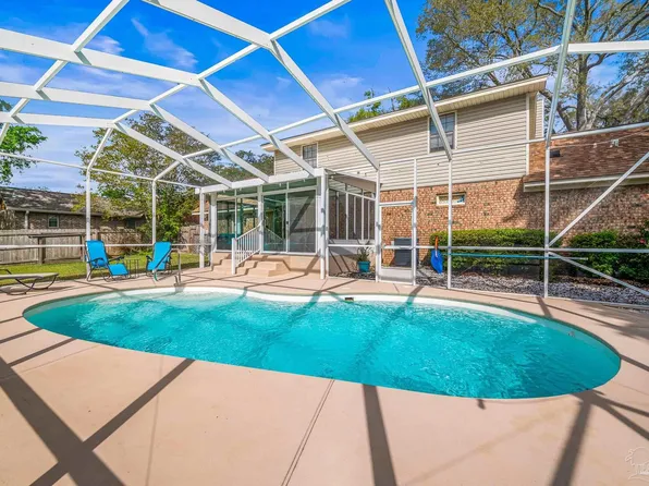 9728 Hollowbrook Dr, Pensacola, FL 32514