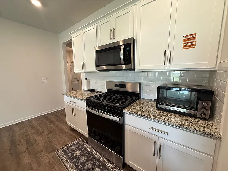 2502 Westwood Ave W — Photo 11