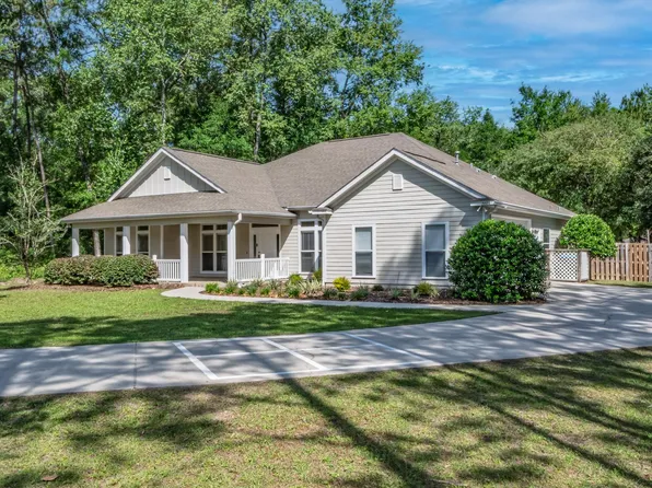 260 Sand Pine Trl, Crawfordville, FL 32327