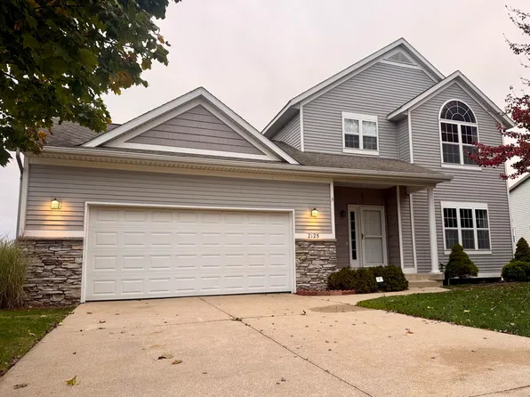 2125 Orchard Ridge Dr NW, Grand Rapids, MI 49534