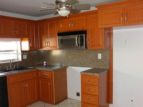 3rd image of 681 S Hollybrook Dr APT 107