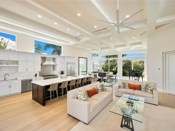 7963 Grand Bay DR #11, NAPLES, FL 34108