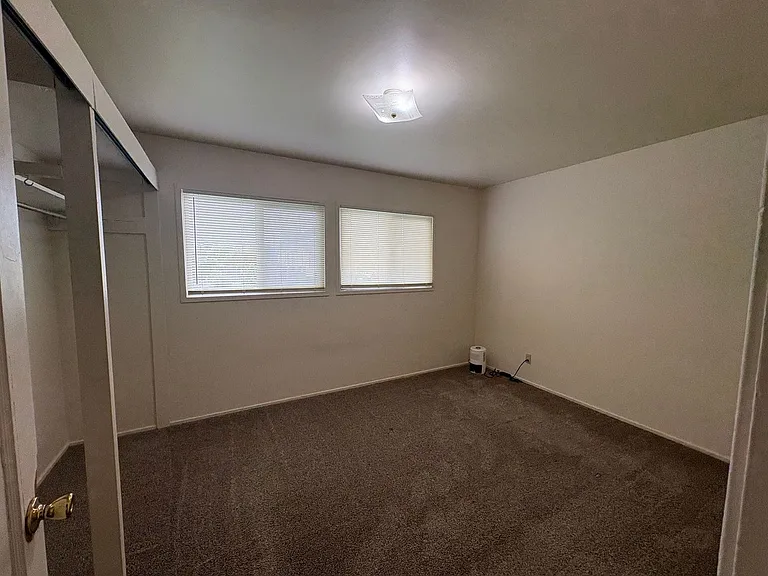 2435 B St — Photo 10
