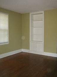 2nd image of 306 Kidder St