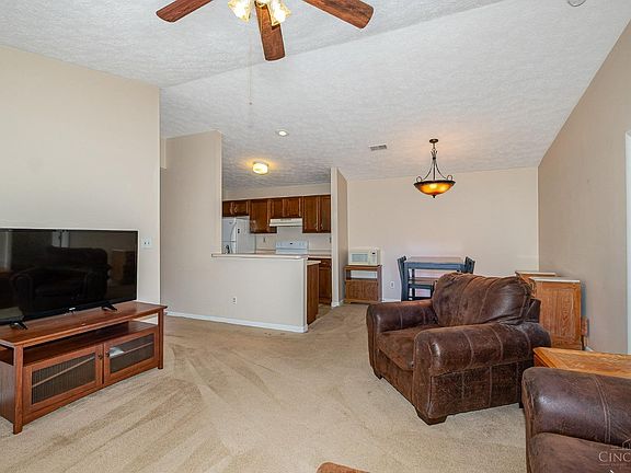 4th image of 8876 Eagleview Dr APT 6