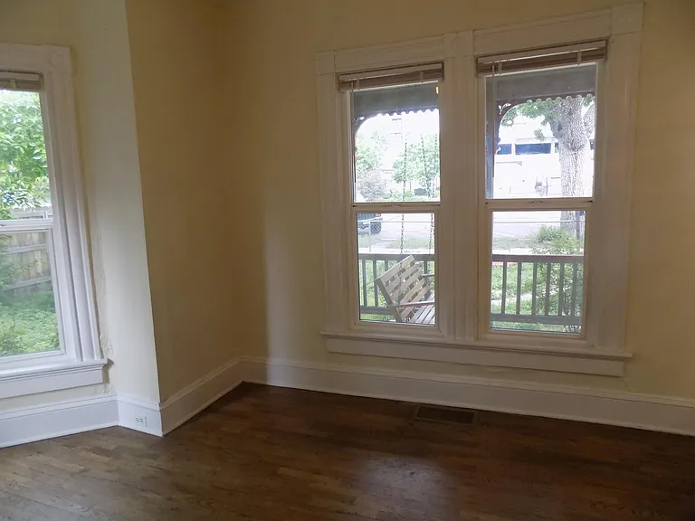 432 E Kiowa St — Photo 25