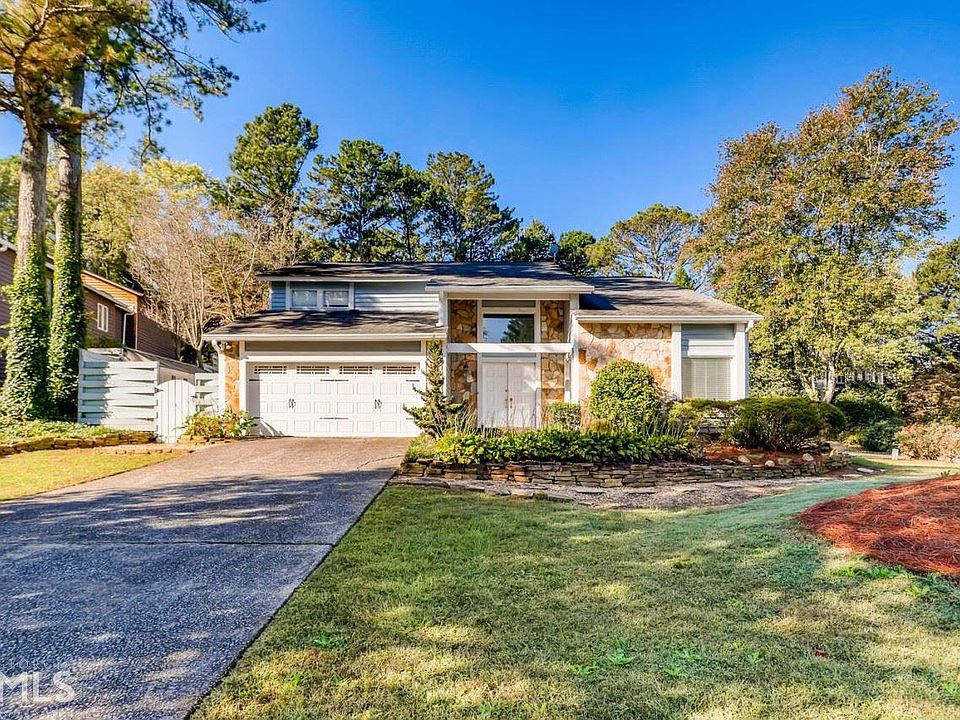 1st image of 939 Muirfield Dr