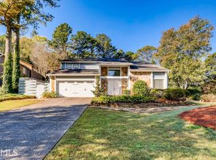 939 Muirfield Dr, Marietta, GA 30068
