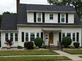 226 S Park Ave, Kendallville, IN