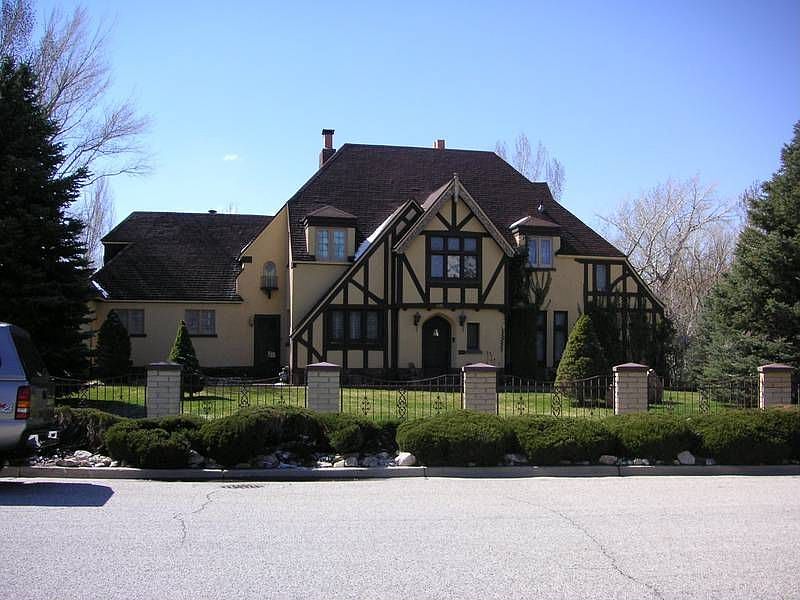 Streetside view