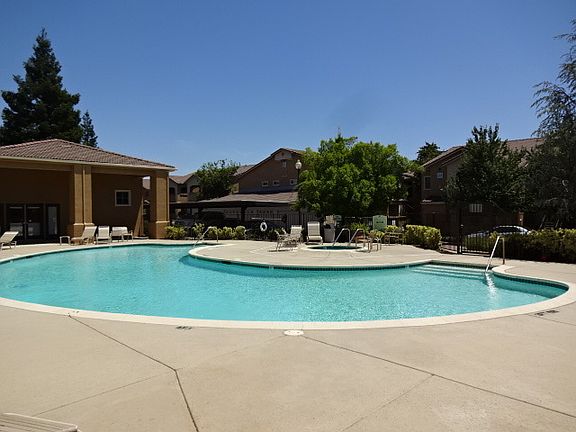 4th image of 501 Gibson Dr APT 1922